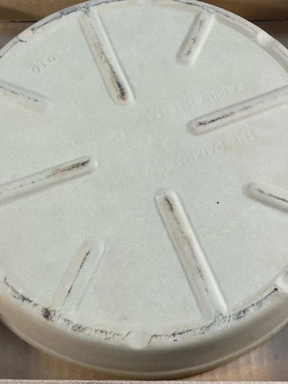 Pampered Chef Deep Dish Baker Round Stoneware Baking Family Heritage #1390 10 in
